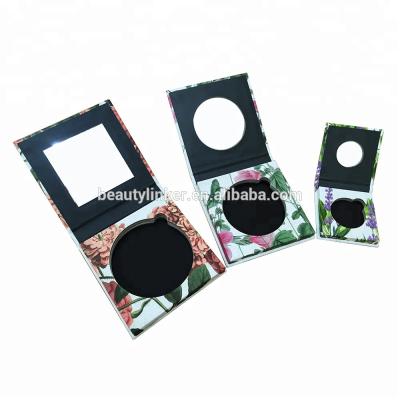 China Empty Single Magnetic Private Label Cardboard Eyeshadow Packaging Recyclable for sale