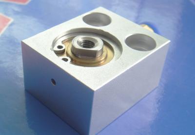 China DEK 165675 CYLINDER 4 STROKE 20 BORE ( TXT ) for sale