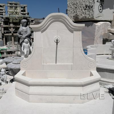 China BLVE Simple Marble Big Wall Fountain White Stone Carving Garden Fountain Modern French Outdoor Decoration en venta