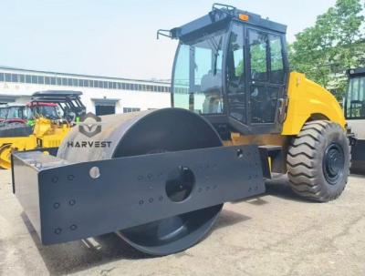 Κίνα Cummins Engine 16Ton Mechanical Drive Single Drum Road Roller LT216B Hot Sale in Kenya προς πώληση