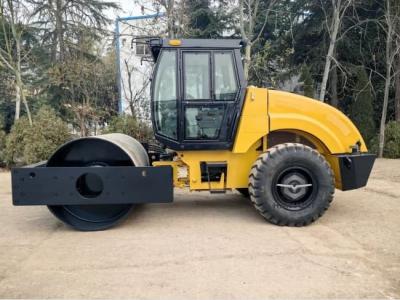 中国 10T LT210B 97kw カミングス 6BT5.9 ロードローラー ナイジェリアの近くで売れ 販売のため