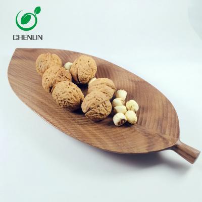China La mano talló la bandeja de madera de la porción de Diy, mesa de centro de madera Tray Leaf Shaped en venta
