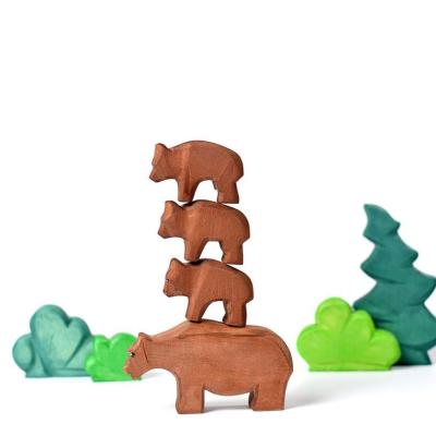 China Estatuillas animales de madera apilables del OEM pequeñas hechas a mano cuidadosamente para los niños en venta
