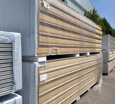 China 50/75/100/150/200mm Thickness PU Sandwich Wall Panel Lightweight and Fireproof Design for sale