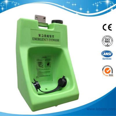 China SH8GB-Gravity alimentado actuó el lavado portátil del ojo, 8 estaciones portátiles del lavado del ojo de la estación del lavado del ojo del lavado del ojo de la emergencia de Gallon/30L en venta