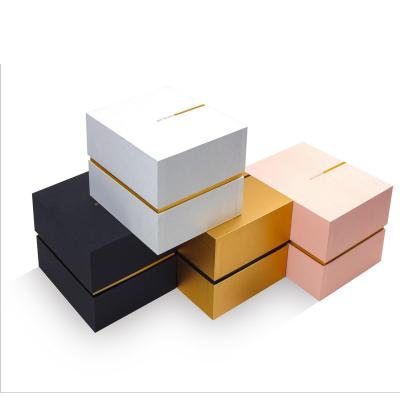 China Handmade Hot Selling Simple Gold Color Mother's Day Flower Boxes Paper Cardboard Square Mounted Flower Box Packaging for sale