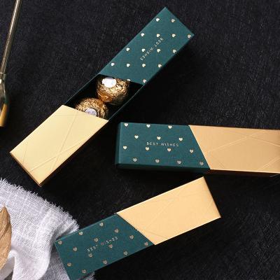 China Recyclable 2022 New Lipstick Sweet Wedding Modeling Candy Chocolate Box for sale