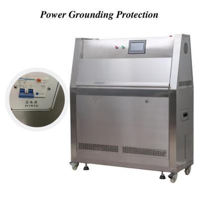 China ASTM D4329 Versnelde verwermingsmachine UV-verouderingstestkamer voor kunststofverpakkingen Te koop