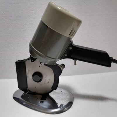 China Garment Shops Diameter 125mm , Electric Round Knife Scissors / Cloth Blade Cutting Machine RC-125 for sale