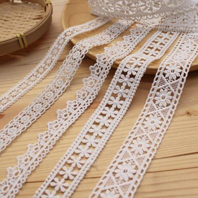 China Other Other Simple White Flower Embroidered Lace Trim Solid Color Nylon Lace Fabric For Curtain Clothing for sale