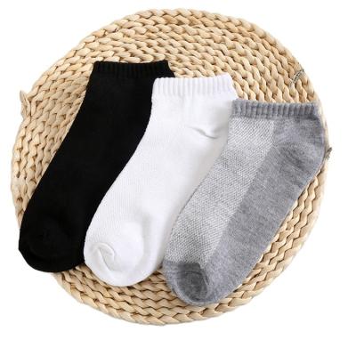 China Breathable Breathable Short Tube Breathable Shallow Mouth White Men's Organic Slipper Socks for sale