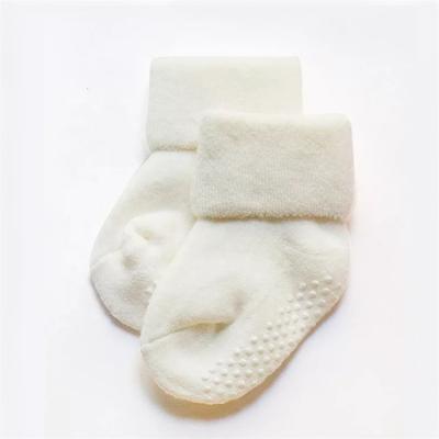 China Breathable Cute Funny Warm Anti Slip Winter Cotton Wool Baby Woolen Baby Long Socks for sale