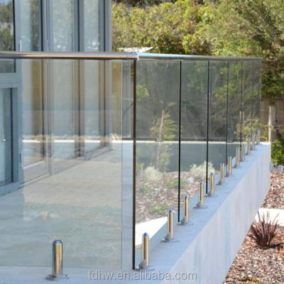 China Swimming Pool Prefab 316 Stainless Steel Spit Tempered Glass Outdoor Railings / Balustrades for sale