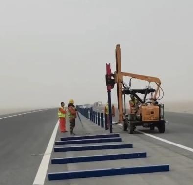 China Construction works Construction works Hydraulic hammer driving equipment with hammer for post install for sale