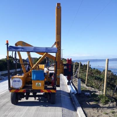 China Construction works Construction works Ground Ramming Guardrail Post Installment Machine Crash Barrier Provisions Machine for sale
