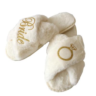 China Bride 2021 Hot Light Soft Plush New Come To Be Bachelor Party Supplies Birthday Bridesmaid Gift Wedding Slippers For Bride for sale
