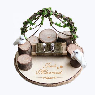 China 2021 Rustic WOODEN Love Bird Wooden Engagement Wedding Supplies Bridesmaid Ring Bearer Box for sale