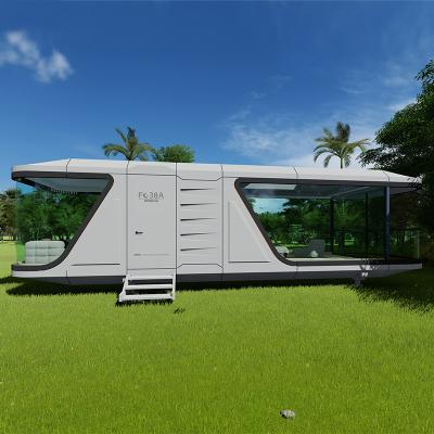 China Modern Fashion Luxury Innovative Space Capsule House Hotel 10T Holiday House Mobile for sale