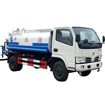 China Hotels Base Price Street Water Sprinkler Truck Cart Road Sprinkler Wheelbarrow Sprinkling Lorry Dongfeng Mini Water Tanker Truck zu verkaufen