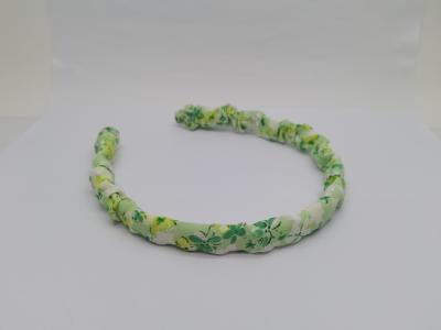 Chine Différents modèles Accessoires de cheveux en tissu de différentes formes et couleurs pour les exigences personnalisées à vendre