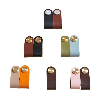 China Cajón decorativo de cuero cromático del bolso de la manija del tirón en venta