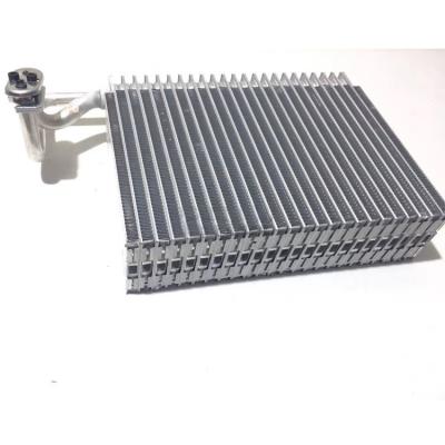 China Other Factory Wholesale Automobile Air Conditioning Parts 12V Auto Air Conditioning Vaporizer for sale