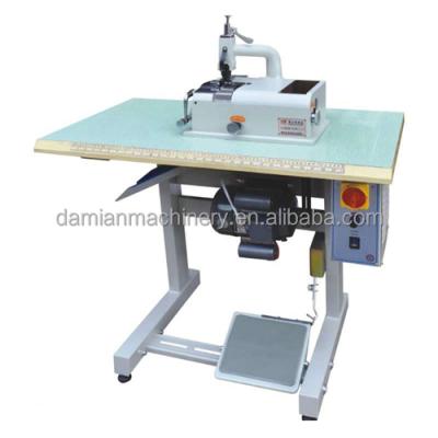 China Leather Goods Leather Sling Dodging Blet Machine For Making Leather Bag Leather Goods Speed Adjustable for sale