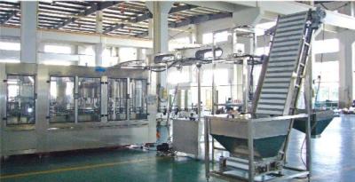 Κίνα 60BPM 500ml PET περιστρεφόμενο ξέπλυμα γεμίζοντας μηχανών μπουκαλιών καυτό προς πώληση