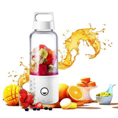 China Protable Small Juicer Blender Fruit Blender 4000mAh Portable Rechargeable Fruit Blender Pineapple Apple Mango Blender High Speed Blender for sale
