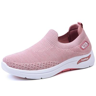 China Telephone Women's Mandar Shoes Leather Flat Casual Shoes 931 Chunky Heels Women for sale