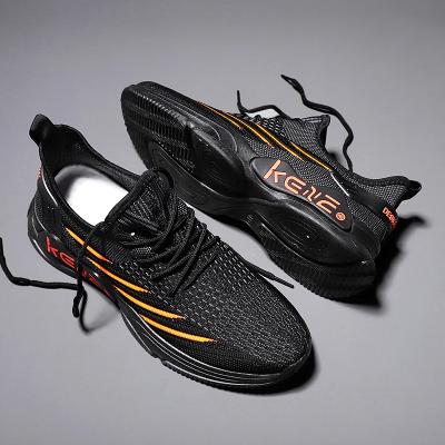 China Fashion Trend Casual Flat Men's Casual Flat Shoes Men's Formal White Wedding Walking Tennis Shoes for sale