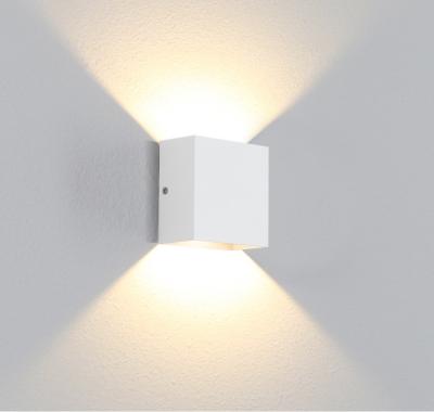 China IP65 impermeabilización de la lámpara de pared exterior exterior COB 6W iluminación de pared LED exterior luz de pared LED exterior en venta