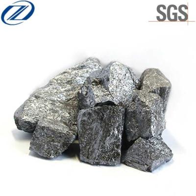 Cina 10-100 mm Dimensione delle particelle Metallo silicio 553 Purezza 99% in vendita