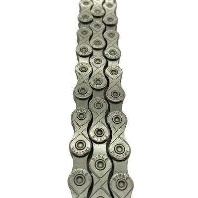 China Silver Bike Chains Bicycle Half Road Bike Stock 10 Speed Stainless Steel Antirust Hollow for sale