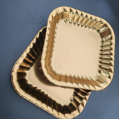 China custom disposable square pet golden cake container for sale