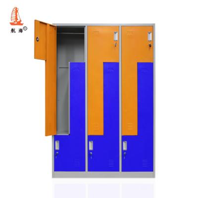 China Narrow Frame 6 Compartment Office Staff Use Triple Wide Z Shaped Steel L Door Cabinet Gym Storage Locker for sale