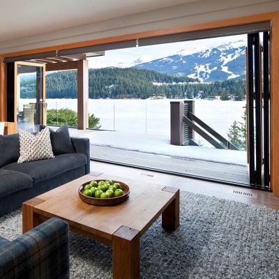China 2020 modern new design high quality aluminum glass folding door for sale