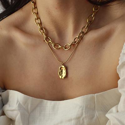 China VKME High Quality Fashion Gold Toggle Clasp Minimalist Necklace For Women Twist Silver Color Chunky Thick Lock Choker Chain Necklaces for sale