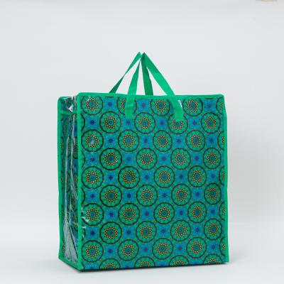 China Estructura de material de PP Bolsas de compras con tirador con diseño de impresión de tamaño personalizado en venta