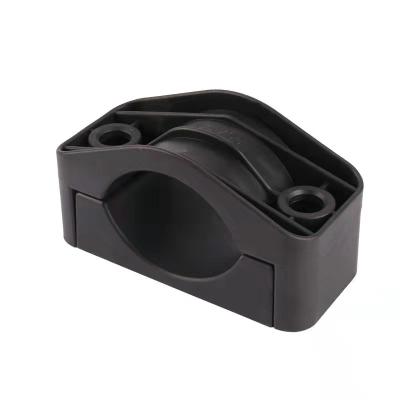 China Plastic China Supply New Product Three Core Cleat Electric Cable Fixing plastic Clamp for sale