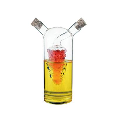 China EasyLife 2-in-1 Sustainable Kitchen Glass Olive Oil Dispenser with Cork Grape Shape Borosilicate Glass Oil Bottle for sale