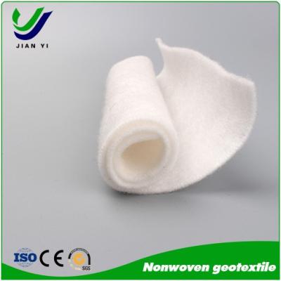 China PET polyester chips Nonwoven Geotextile Easy to construct, acid and alkali resistant For tailings ponds and landfills for sale
