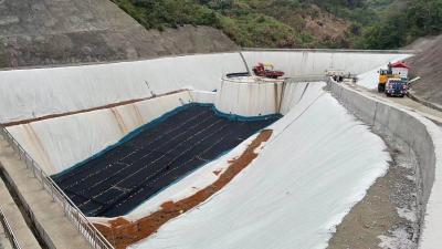 China Economy alkali marsh Nonwoven Long-Fiber Geotextile for Industrial Waste Landfill Projects for sale
