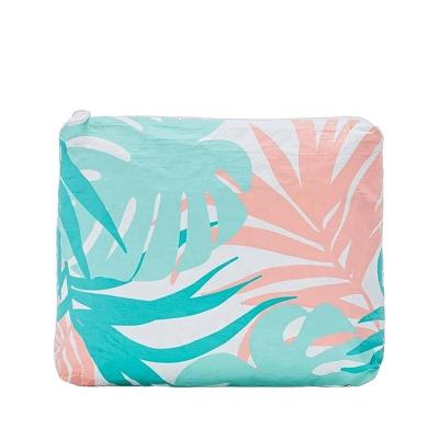 China Eco-friendly Custom Printing Waterproof Lightweight Makeup Beach Wet Dry Pouch for sale