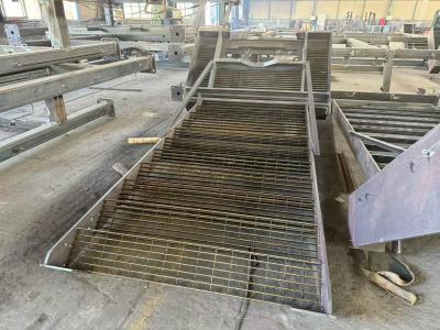 China Escalera de acero resistente a la corrosión flexible, resistente al deslizamiento y resistente a la corrosión en venta