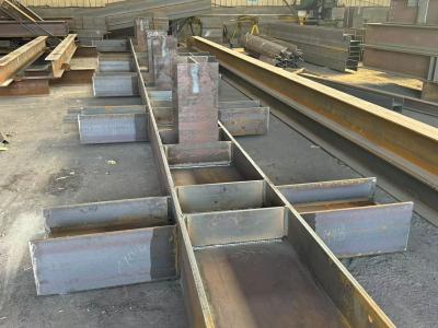 China Cabinet de apoyo eléctrico en la parte inferior de la torre de viento en venta