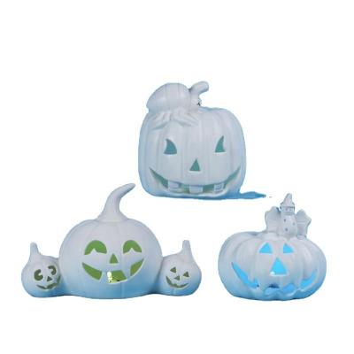 China Hot Selling Indoor Halloween Ceramic Decoration Halloween Pumpkin Decoration LED Lighted Ceramic Halloween Decor For Halloween Party for sale