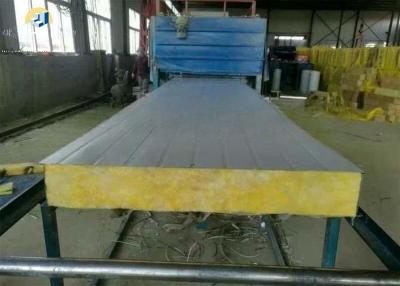 China Customized Flat Metal Wall Panels , Decorative Sandwich Panel Low Thermal Conductivity for sale
