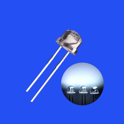 Chine 0.5W 5mm 7000-9000K Couleur blanche 12-13 LM Forme de paille Lentille transparente Diode lumineuse de 120 degrés à vendre