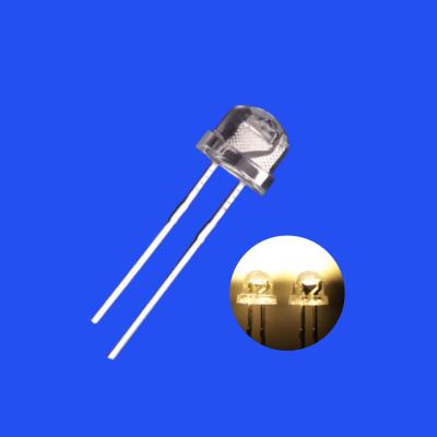 Chine 0.5W 5mm 2700-3500K Couleur blanche chaude 10-11 LM 120 degrés Forme de paille Lentille transparente Diode à vendre